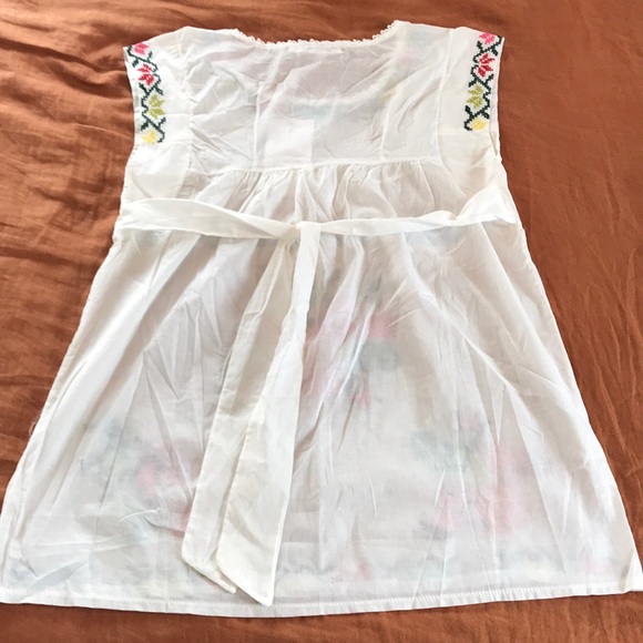 White Diamonds Embroidered bohemian mini Dress - Picture 4 of 8